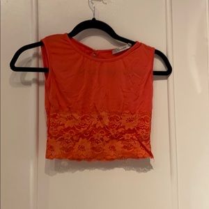 Cropped coral top